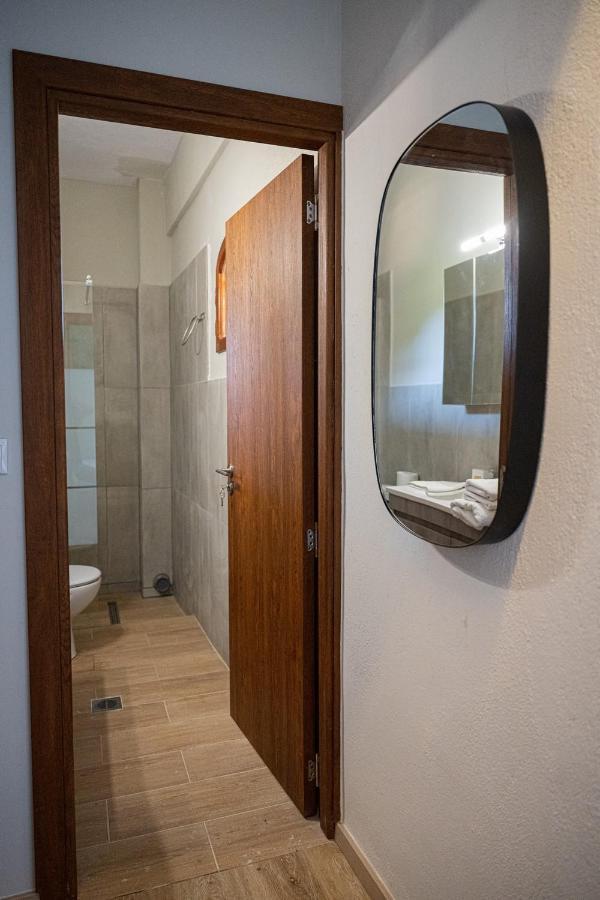Este Luxury Apartments Kriopijí Kültér fotó