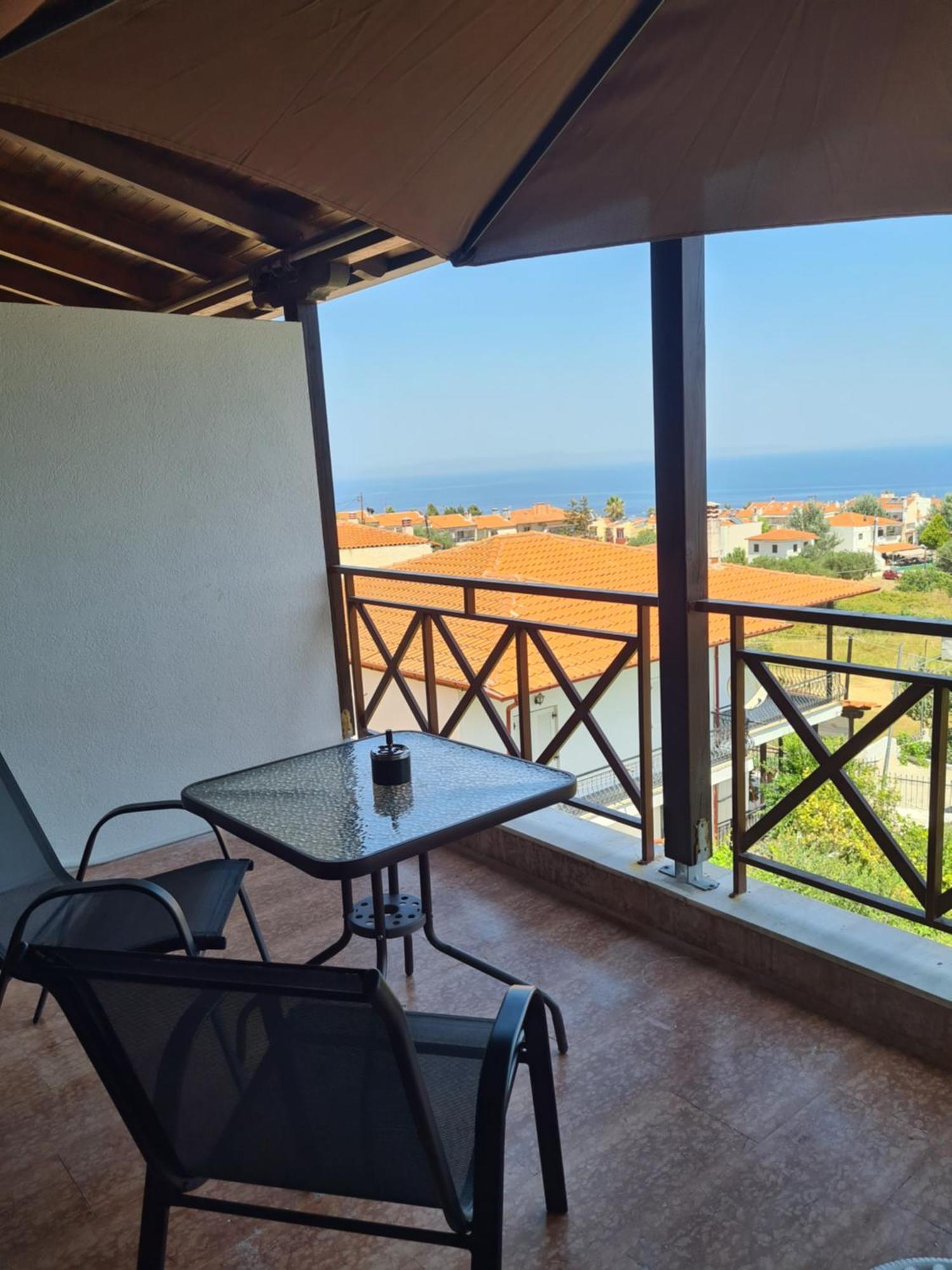 Este Luxury Apartments Kriopijí Kültér fotó